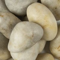 WHITE PEBBLES 3-5 CM 40 LBS